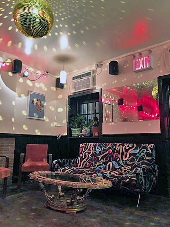 Magazine Bar, Greenpoint, Brooklyn, NYC