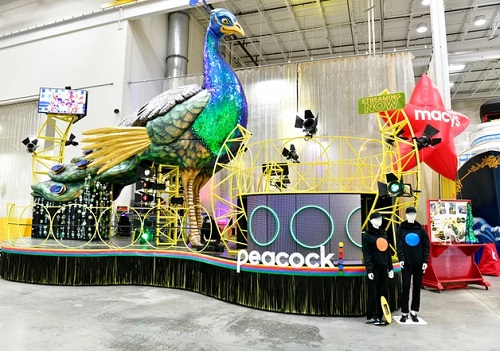 Macy's Thanksgiving Day Parade Floats 2021, Peacock