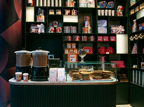 Max Brenner Opens Flagship Store in Times Square