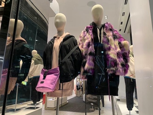 Spring Fashions 2021, NYC Fifth Ave, UGG 