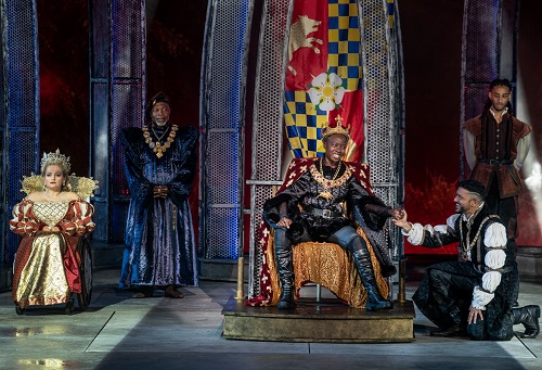 Review: Danai Gurari Is Mostly a Marvel as Richard III