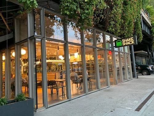 Shake Shack replaces Santina in Meatpacking District
